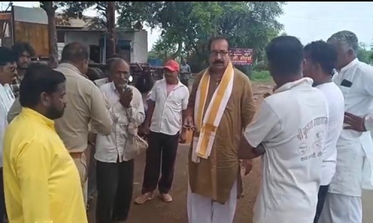BIG NEWS : ग्रामीण और जरूरतमंदों के लिए विधायक बापू बने बजरंगी, अचानक पहुंचे चैकिंग पॉइंट पर, पुलिस अधिकरी-जवानों से चर्चा, फिर घुमाया एक फोन, और...! पढ़े खबर