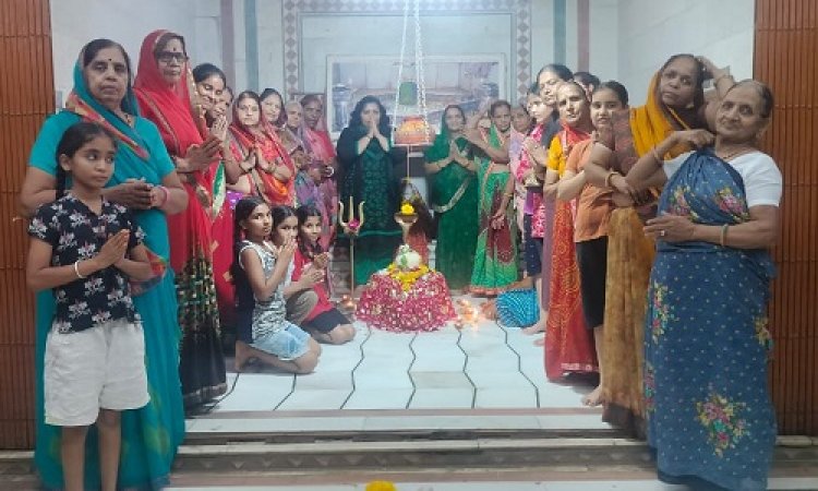 NEWS : कैलाश मानसरोवर को चीन से मुक्त कराने का संकल्प, महिलाएं पहुंची शिव की शरण में, फिर कुछ यूं किया प्रसन्न, पढ़े खबर
