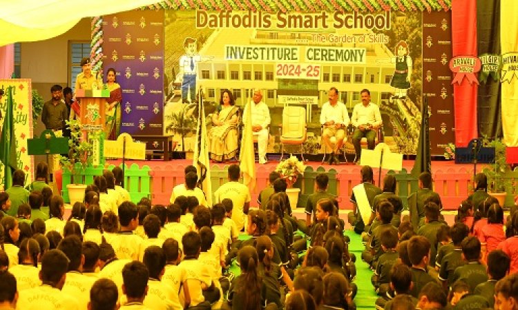 NEWS : डेफोडिल्स स्मार्ट स्कूल में छात्र परिषद गठन एवं शपथ ग्रहण समारोह संपन्न, पुलिस कप्तान ने किया संबोधित, पढ़े खबर