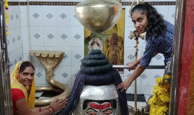 NEWS: हरियाली अमावस्या पर कुकड़ेश्वर के सहस्त्र मुखेश्वर महादेव का किया गया आकर्षक श्रंगार, दर्शन करने उमड़ी श्रद्धालुओं की भीड़, पढ़े खबर