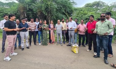 NEWS : एक पेड़ मां के नाम अभियान, साक्षी सुरक्षा वेलफेयर फाउंडेशन के सदस्य एवं नपा के कर्मचारी पहुंचे नीमच के इन क्षेत्रों में, फिर सीडबाल पौधारोपण कार्यक्रम संपन्न, पढ़े खबर