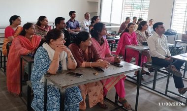 NEWS : रविंद्र भवन भोपाल में कार्यक्रम संपन्न, जीरन महाविद्यालय में लाइव प्रसारण, बालिकाओं का कुछ यूं किया सम्मान, क्या बोले CM डॉ. मोहन यादव, पढ़े राजेश प्रपन्न की खबर