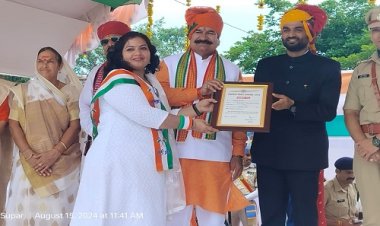 NEWS : सामाजिक कार्यों के लिए समाजसेवी लक्ष्मी प्रेमाणी सम्मानित, प्रशस्ति पत्र किया भेंट, पढ़े खबर