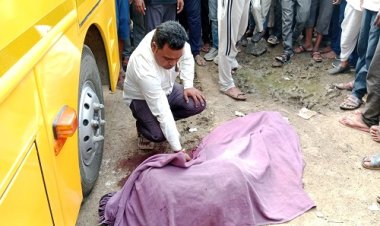 OMG ! स्टैंड पर लगाई स्कूल बस, और बच्चों के इंतजार में खड़ा चालक, अचानक हुई उल्टी, फिर हो गई अकाल मौत, मची अफरा-तफरी, घटना मनासा थाना क्षेत्र की, पढ़े मनीष जोलान्या की खबर