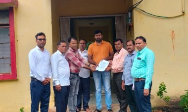 NEWS : अजाक्स संगठन पहुंचा रामपुरा तहसील, सौपा इन मांगों को लेकर ज्ञापन, पढ़े रूपेश सारू की खबर