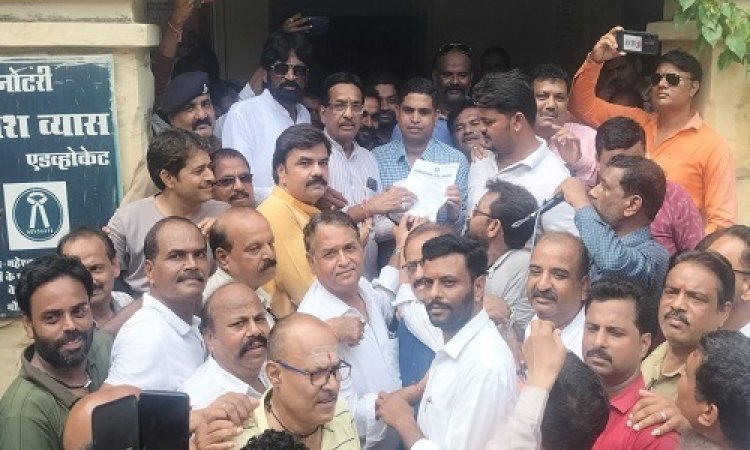 NEWS : बांग्लादेश में हिंदुओं पर अत्याचार, विरोध में मनासा नगर रहा बंद, सर्व समाज ने निकाली रैली, राष्ट्रपति के नाम सौंपा ज्ञापन, पढ़े मनीष जोलान्या की खबर