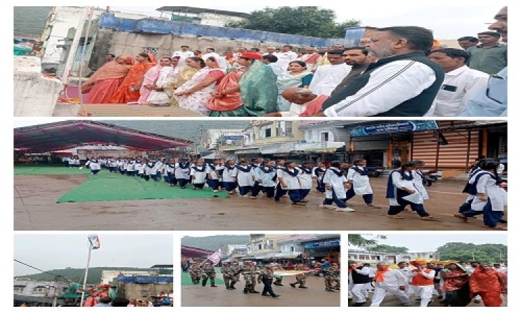 NEWS : रतनगढ़ में हर्षोल्लास के साथ मनाया स्वतंत्रता दिवस, इन्होंने किया ध्वजारोहण, पांच दिवसीय मेले का भी शुभारंभ, पढ़े संतोष गुर्जर की खबर