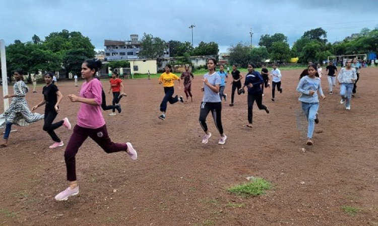 NEWS : जाजू कन्या महाविद्यालय में NCC के नए बैच की भर्ती संपन्न, छात्राओं में प्रतिस्पर्धा कराई, शारीरिक परीक्षण व लिखित परीक्षा भी संपादित, पढ़े खबर