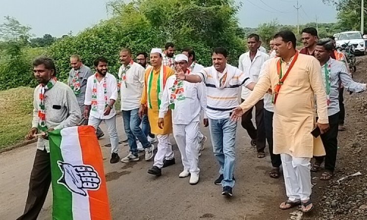 NEWS : जिला कांग्रेस के निर्देशन में पदयात्रा कार्यक्रम सम्पन्न, अनिल चौरसिया बोले- राजीव गांधी ने भारत में संचार क्रांति और पंचायती राज किया लागू, पढ़े खबर