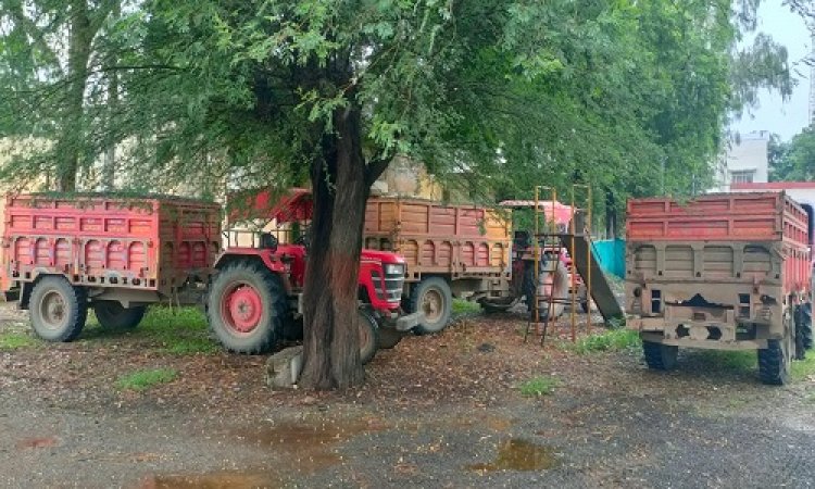 NEWS : खनिज विभाग की बड़ी कार्यवाही, अवैध परिवहन करते तीन ट्रेक्टर जप्त, जावद पुलिस की अभिरक्षा में दिया, पढ़े खबर