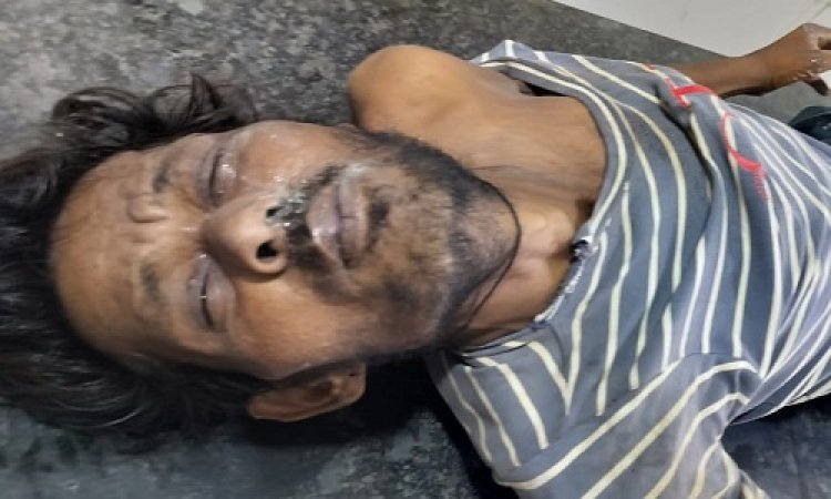 BIG NEWS : नीमच जिला अस्पताल परिसर में मृत अवस्था में मिला व्यक्ति, शव को रखवाया पीएम रूम में, कैंट पुलिस को परिजनों की तलाश, अगर आपको भी है कोई जानकारी, तो इन नंबरों पर करें संपर्क, पढ़े खबर