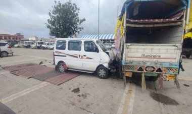 BIG BREAKING : सांवरिया सेठ मंदिर परिसर में बड़ा हादसा, पार्किंग में सौ रहे श्रद्धालुओं को कार ने कुचला, कई लोगों की हालत गंभीर, चित्तौड़गढ़ रैफर, कैसे हुई घटना, पढ़े ये खबर