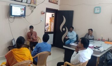 NEWS : स्वच्छता सेवा पखवाड़ा, कुकडेश्वर में स्कूल प्राचार्य और संचालक की कार्यशाला संपन्न, सेनेटरी पेड निप्टान के लिए बताई इंन्शीलेटर मशीन, पढ़े खबर