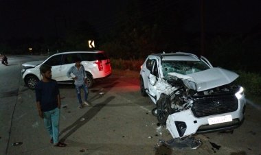BIG BREAKING : नीमच-मनासा रोड़ पर सड़क हादसा, गाय को बचाने के चक्कर में आपस में भिड़ी दो कार, घायलों को पहुंचाया जिला अस्पताल, पढ़े खबर 