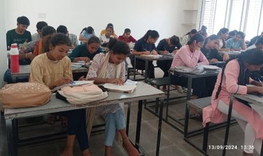 NEWS : शासकीय महाविद्यालय जीरन में हिंदी सप्ताह के तहत विभिन्न कार्यक्रम संपन्न, प्रतियोगिताओं में इन्होंने मारी बाजी, पढ़े खबर