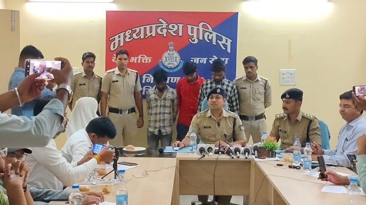 BIG BREAKING : मनासा पुलिस को मिली बड़ी सफलता, अन्तर्राज्जीय वाहन चोर गिरोह का पर्दाफाश, 13 लाख रुपए की 15 से ज्यादा बाइक जप्त, नीमच जिले के चार आरोपी गिरफ्तार, अब इनकी तलाश, पढ़े खबर