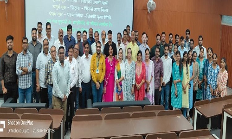 NEWS : टीचर्स-डे, मेडिकल कॉलेज को बनाना है प्रदेश का उत्कृष्ट संस्थान, टीम ने ली सौगंध, ये विशेष कार्यक्रम संपन्न, पढ़े खबर