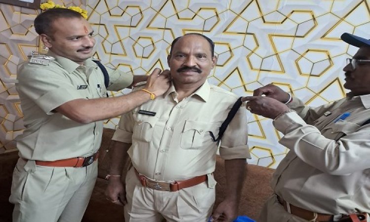 NEWS : प्रधान आरक्षक प्रकाश सांखला की पदोन्नति, कंधे पर चमका सितारा, अब कहलाएंगे ASI, पढ़े खबर