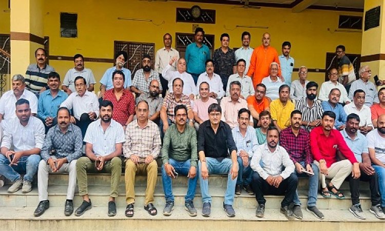 NEWS : सर्व समाज नीमच की बैठक संपन्न, मार्गदर्शक मंडल और कार्य समिति का गठन, इन्हें मिली बड़ी जिम्मेदारी, पढ़े खबर