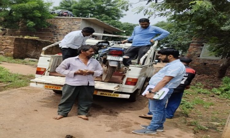 BIG NEWS : एक्शन में बिजली विभाग, चीताखेड़ा में बकायादार उपभोक्ताओं पर गिरी गाज, कुर्की की कार्यवाही, कहीं से बाइक जप्त, तो कहीं से...! पढ़े आजाद मंसूरी की खबर