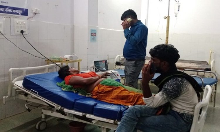 OMG ! चारा काटती महिला को सांप ने डसा, मनासा शासकीय अस्पताल में कराया भर्ती, उपचार जारी, घटना कुकड़ेश्वर थाना क्षेत्र की, पढ़े मनीष जोलान्या की खबर