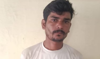 BIG NEWS : सिंगोली में चलता सट्टा अंक लिखने का खेल,पुलिस ने आज कालू को यु धरदबोचा,पर अब भी बाकि है ये लोग! जल्द हो सकता है एक्शन,पढ़े ये खबर