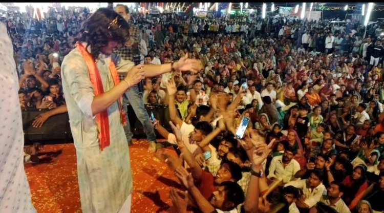 NEWS : मनासा में आयोजित 7 दिवसीय मेला, इस कलाकार ने दी प्रस्तुति, तो हजारो में उमड़ पड़ी भीड़, किसने किया इनका स्वागत, पढ़े ये खबर