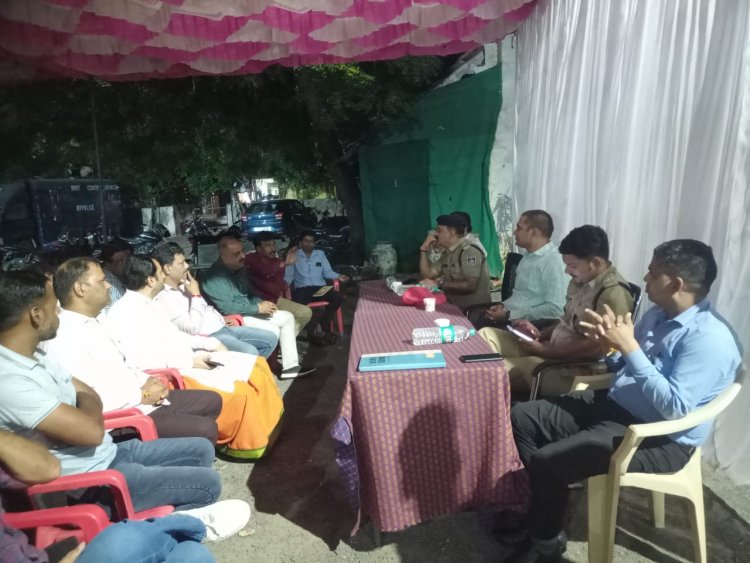 BIG NEWS : आ रहे त्यौहार,पुलिस प्रशासन अलर्ट मोड़ पर,मनासा में हुई ये अहम् बैठक,हो कोई अहम् सूचना,या हो अहम् सुझाव,तो दे जानकारी अधिकारियो को,देखे क्या कुछ खास रहा इस खबर में