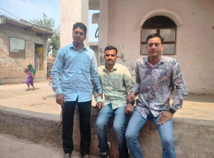 BIG NEWS : दो दिन पहले पटवारी,तो अब रोजगार सहायक चढ़ा लोकायुक्त उज्जैन के हत्थे,5 हजार की रिश्वत लेते धराया राधेश्याम,DSP बसंत श्रीवास्तव के नेतृत्व में हुई कार्यवाही,पढ़े ये खबर