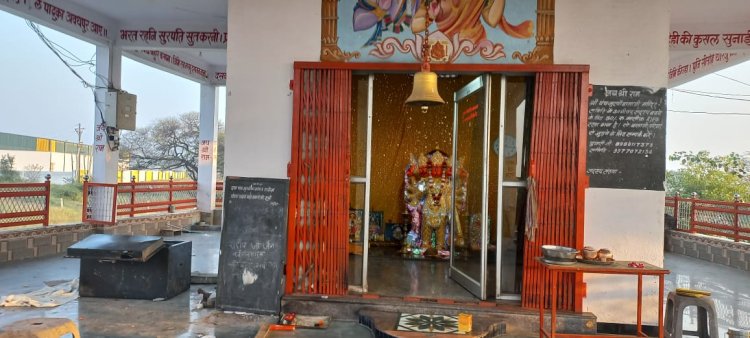 BIG NEWS : नीमच में चोरों ने फिर बनाया मंदिर को निशाना, अब श्री पंचमुखी बालाजी की दान पेटी की साफ,हजारों की राशि ले उड़े बदमाश, पढ़े ये खबर