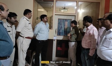 NEWS : जनसुनवाई में पहुंची शिकायत, तो जिला कलेक्टर हिमांशु चंद्र के निर्देश, फिर गांव में पहुंची टीम, और दवाखाना किया सील, स्वास्थ्य विभाग की ताबड़तोड़ कार्यवाही, पढ़े खबर