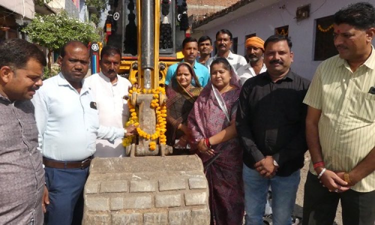 NEWS : पिपलियामंडी में सीसी सड़क निर्माण कार्य का शुभारंभ, इस वार्ड के रहवासियों को मिली बड़ी सौगात, पढ़े खबर