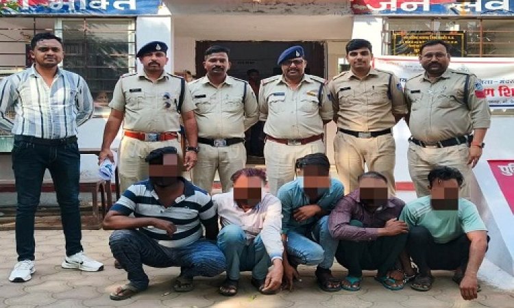 NEWS : शामगढ़ पुलिस ने किया बड़ी चोरी का खुलासा, राजस्थान के इतने चोर गिरफ्तार, 12 लाख की कीमत वाले लोहे के खंभे भी जप्त, पढ़े खबर