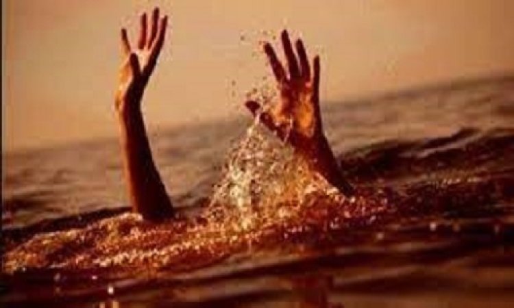 BIG NEWS : रोजाना की तरह नहाने गए छात्र, कुएं में लगाई छलांग, तो डूब गया एक युवक, हो गई दर्दनाक मौत, मचा हड़कंप, घटना पीजी कॉलेज के समीप की, नीमच सिटी पुलिस जुटी जांच में, पढ़े खबर