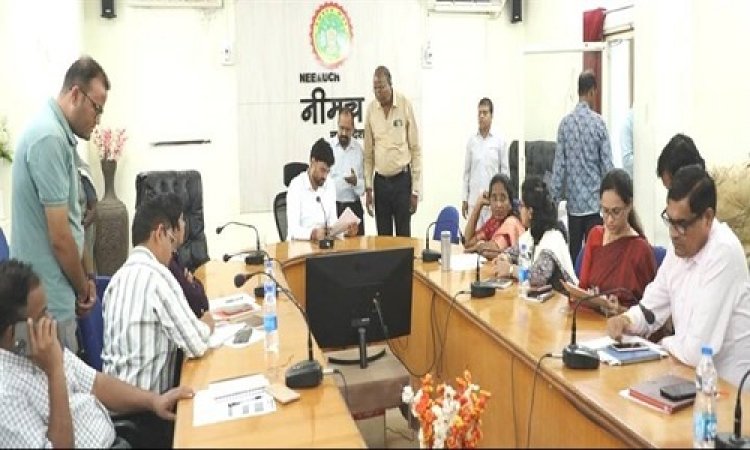 BIG NEWS : अब झोलाछाप डॉक्टरों की होगी जांच, फिर तत्काल होगी कार्यवाही, नीमच जिला कलेक्टर ने दिए निर्देश, जनसुनवाई में सुनी आमजन की समस्याएं, पढ़े खबर