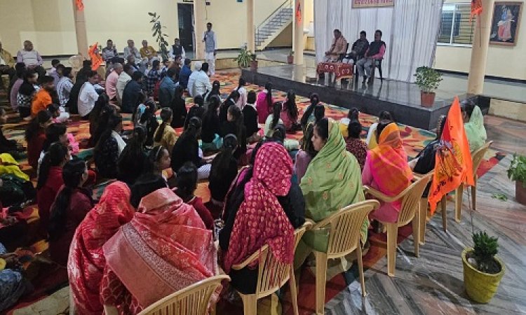 NEWS : कुटुंब प्रबोधन का परिवार मिलन कार्यक्रम संपन्न, भोजन-भजन के साथ हुई बातचीत, ये सभी रहें मौजूद, पढ़े खबर