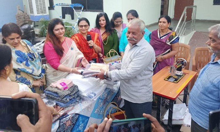 NEWS : इनरव्हील का सेवा प्रकल्प, रेडक्रास सोसायटी पहुंची महिलाएं, वृद्धजनों और बालिकाओं को वितरित किए ऊनी वस्त्र, पढ़े खबर