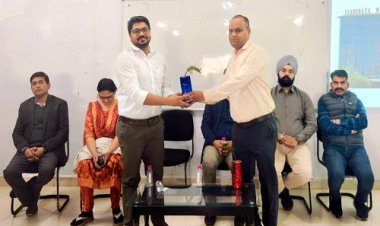 NEWS : नीमच में यहां स्वास्थ्य जागरूकता कार्यशाला सम्पन्न, ब्रेन स्ट्रोक के प्रारंभिक चार घंटे बहुत महत्वपूर्ण, क्या बोले न्यूरोसर्जन डॉ. सुरेश कुमावत, पढ़े खबर