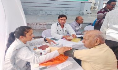 NEWS : जमुनियाकलां में नि:शुल्क आयुर्वेद स्वास्थ्य शिविर का आयोजन, जांच के बाद औषिधियों का वितरण भी, इन्होंने लिया लाभ, पढ़े खबर
