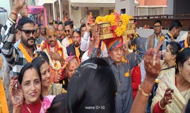 NEWS : मनासा में श्रीमद भागवत कथा का आयोजन, निकली विशाल बाइक रैली, तो इन्हें कराया नगर भ्रमण, पढ़े खबर