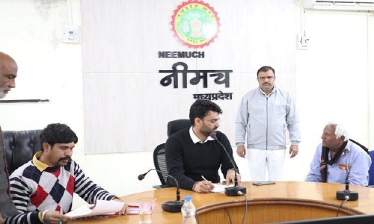 NEWS : मंगलवार को जनसुनवाई, कलेक्टर ने सुनी 100 से ज्यादा आवेदकों की समस्याएं, वार्ड बॉय और चौकीदार को लंबित मजदूरी का भुगतान करने के निर्देश, तो इनकी परेशानी भी जानी, पढ़े खबर