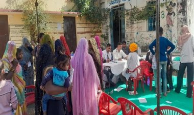 NEWS : मुख्यमंत्री जन कल्याण अभियान, ग्राम जमुनियाकलां में नि:शुल्क चिकित्सा शिविर, बीमारियों की जांच, और दिया उचित परामर्श, पढ़े खबर