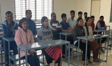 NEWS : राष्ट्रीय युवा दिवस, जीरन के शासकीय कॉलेज में सामूहिक सूर्य नमस्कार, सीएम के कार्यक्रम का सीधा प्रसारण भी देखा, क्या बोले प्रोफेसर्स, पढ़े खबर