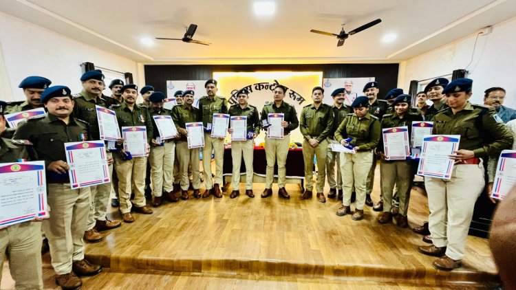 BIG NEWS: कोरोना काल का समय, और खुद की जान डाली जोखिम में, अब अधिकारी-कर्मचारियों को कुछ यूं मिला सम्मान, नीमच पुलिस का ये खास कार्यक्रम संपन्न, इस सूची में 300 से ज्यादा नाम, पढ़े खबर 