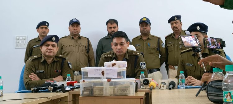 BIG NEWS: चुन-चुन कर किया हाथ साफ, दो साल में उड़ाया सोना, हीरे और नगदी, विकास नगर में हुई चोरी की बड़ी वारदात का पर्दाफाश, नीमच पुलिस ने किया खुलासा, आरोपी गिरफ्तार, अब इस व्यापारी की तलाश भी शुरू, पढ़े खबर