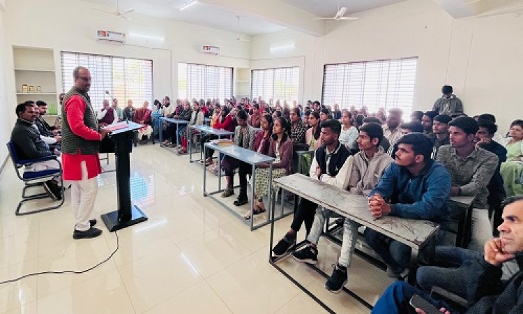 NEWS : जनजातीय गौरव गाथा दिवस, जीरन के शासकीय महाविद्यालय में ये विशेष कार्यक्रम संपन्न, प्रश्नोत्तरी प्रतियोगिता में इन्होंने मारी बाजी, पढ़े खबर