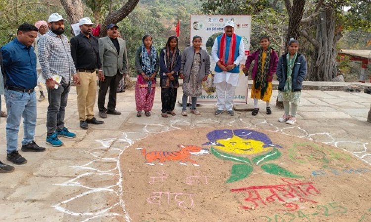 BIG NEWS : छात्र-छात्राओं ने किया जंगल भ्रमण, वन्य जीवन एवं वनों के बारे में जाना, विधायक परिवार भी पहुंचे यहां, शिविर हुआ संपन्न, पढ़े खबर