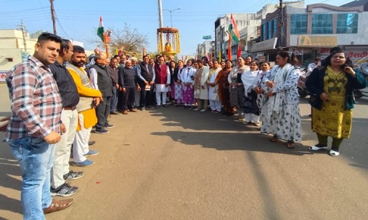 NEWS : शहीद हेमू कालाणी का शहीदी दिवस, पूज्य सिंधी पंचायत के तत्वावधान में सभा संपन्न, समाजजनों ने माल्यार्पण कर दी श्रद्धांजलि, बताया योगदान, पढ़े खबर