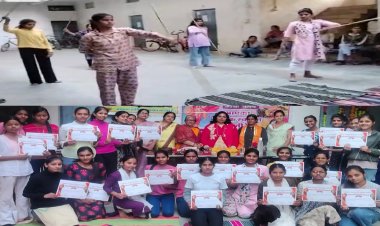 BIG NEWS : स्व. मुरलीधर प्रेमाणी की स्मृति, नीमच में यहां शिविर संपन्न, बालिकाओं ने सीखे आत्मारक्षा के गुर, इन्होंने किया प्रशिक्षण, पढ़े खबर