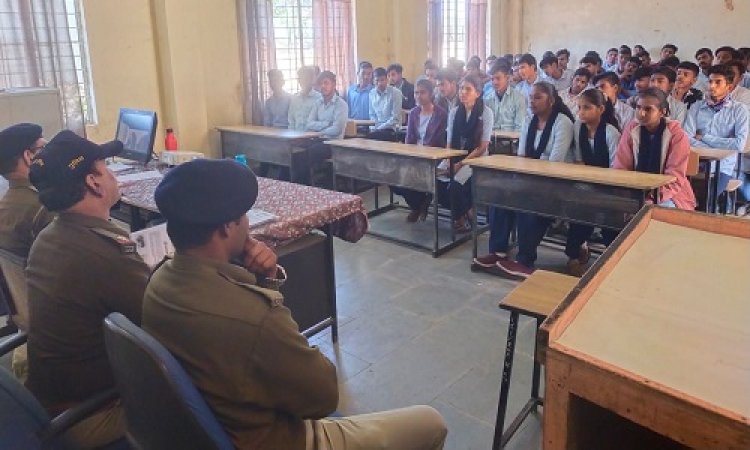 BIG NEWS : सेफ क्लिक अभियान, इनके माध्यम से सायबर फ्रॉड अवेयरनेस संबंधी अपील, चौपाल एवं जनसंवाद कार्यक्रमों का आयोजन, बालिकाओं तथा छात्रों को भी कुछ यूं किया जागरूक, पढ़े खबर